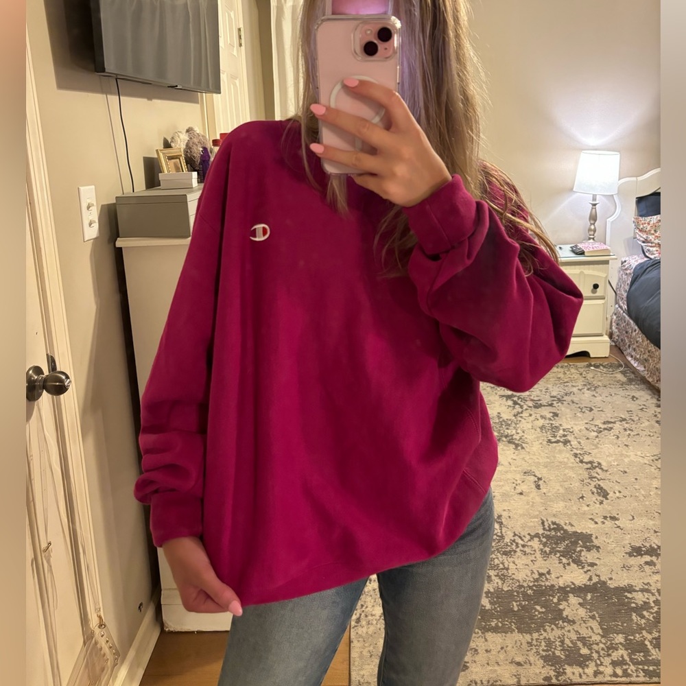 CUTE OVERSIZED CHAMPION CREWNECK